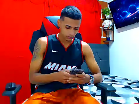 cristian tayron1 online show from 07-21-26, 02:18
