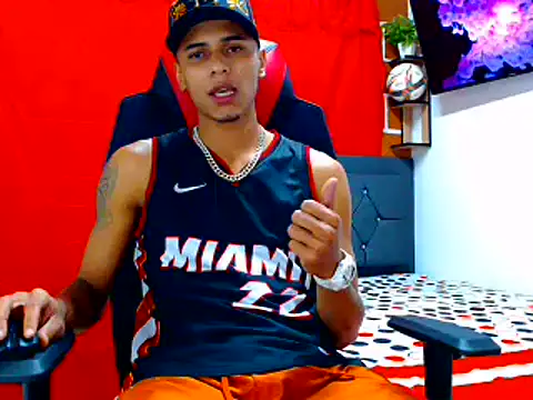 cristian tayron1 online show from 07-13-26, 07:51