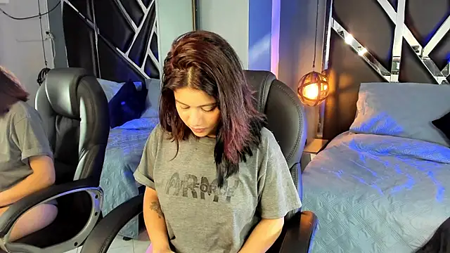 Julieth brown  online show from 09-17-25, 08:55