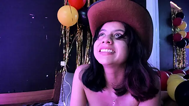 Julieth brown  online show from 09-25-25, 03:51