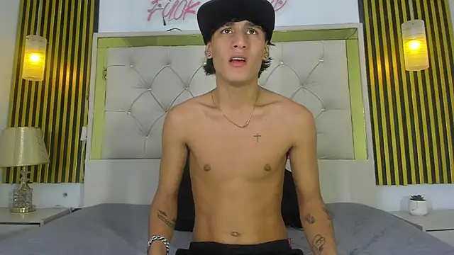 Snapshot of Just18Jake chatting on 09-09-25, 06:17 Just18Jake online show from 09-09-25, 06:17