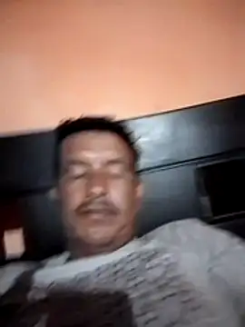 colombiano198720 online show from 12-02-25, 12:22