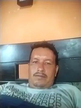 Snapshot of colombiano198720 chatting on 09-22-25, 12:00 colombiano198720 online show from 09-22-25, 12:00