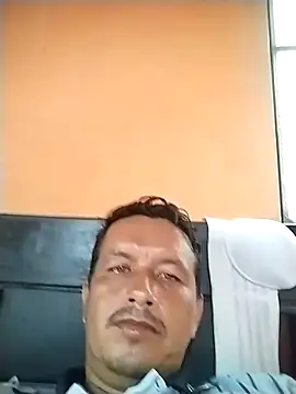 Snapshot of colombiano198720 chatting on 10-05-25, 11:45 colombiano198720 online show from 10-05-25, 11:45