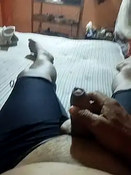 colombiano198720 online show from 10-27-25, 12:44