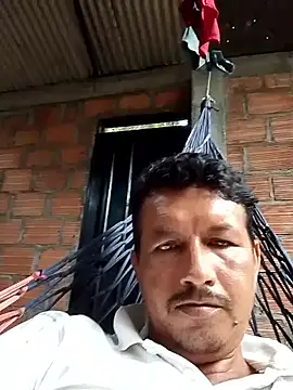 colombiano198720 online show from 12-16-25, 12:31