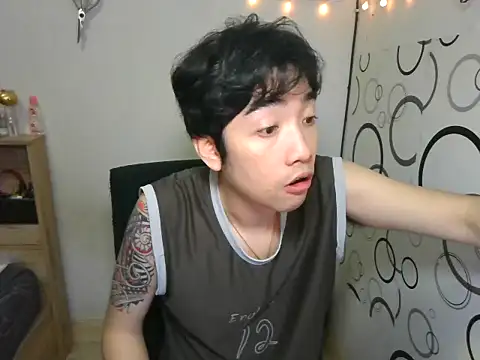 moaman190 online show from 10-26-25, 05:57