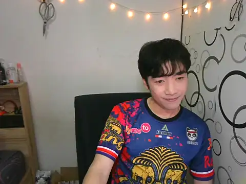 moaman190 online show from 10-24-25, 03:11
