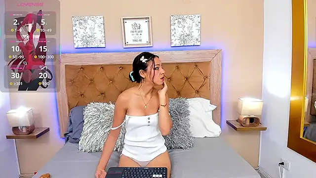 EmilyJonns online show from 09-18-25, 11:35