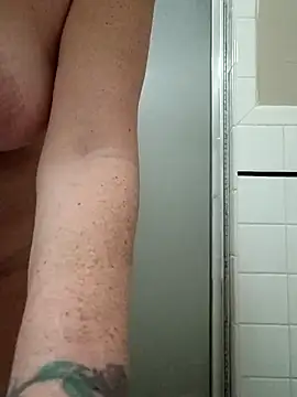 Bored Grandma online show from 03-27-26, 08:32