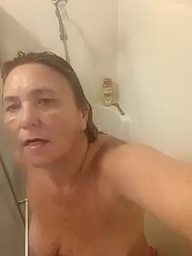 Bored Grandma online show from 11-07-25, 06:18