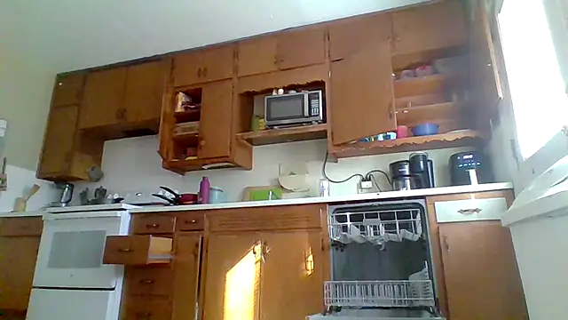 Bored Grandma online show from 02-16-26, 09:45