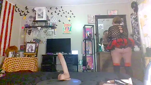 Bored Grandma online show from 10-22-25, 08:14