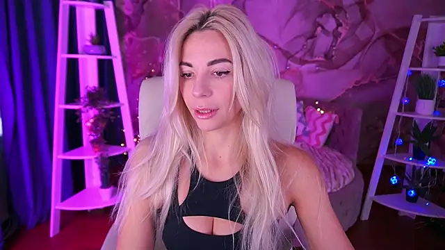 BellaRayyy online show from 01-09-26, 07:15