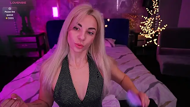 BellaRayyy online show from 04-02-26, 01:29