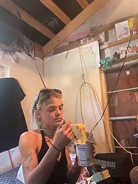 ittybittymeryssa online show from 04-29-26, 05:17