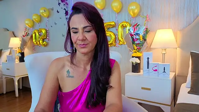 ScarleetJonson online show from 02-06-26, 08:05