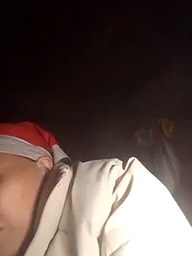  YooY  online show from 12-14-25, 10:48