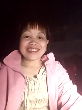  YooY  online show from 11-15-25, 02:10