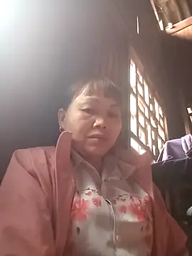  YooY  online show from 12-23-25, 01:49