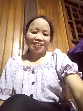  YooY  online show from 09-25-25, 01:06