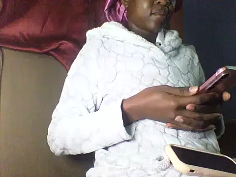 Moongodessy online show from 03-27-26, 05:27