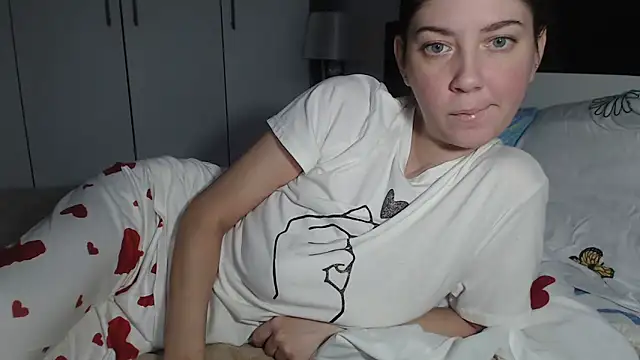 petite danielle online show from 11-08-25, 01:14