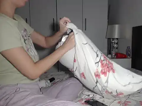 petite danielle online show from 10-01-25, 10:57