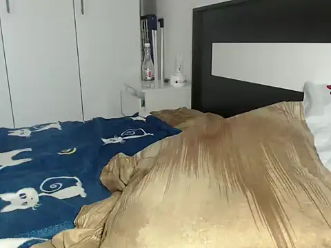 petite danielle online show from 03-03-26, 08:21