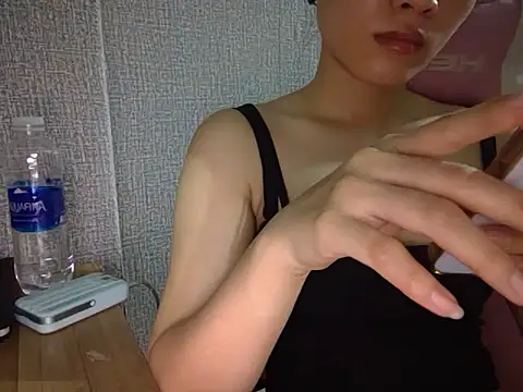 Ly-ny online show from 06-21-26, 04:07