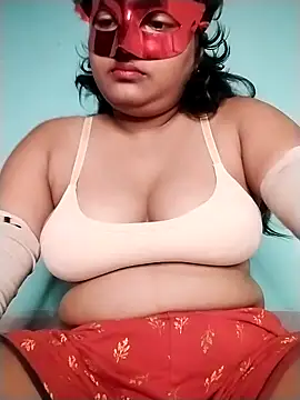 mimi87hoty online show from 10-30-25, 06:27