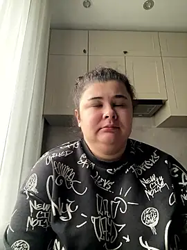 AliceCurlyX online show from 01-10-26, 10:54