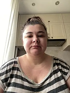 Snapshot of AliceCurlyX chatting on 03-02-26, 09:05 AliceCurlyX online show from 03-02-26, 09:05