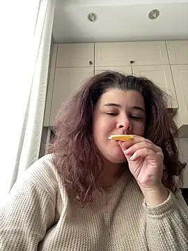 Snapshot of AliceCurlyX chatting on 01-18-26, 08:51 AliceCurlyX online show from 01-18-26, 08:51