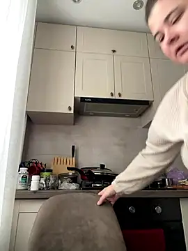 AliceCurlyX online show from 01-15-26, 08:40