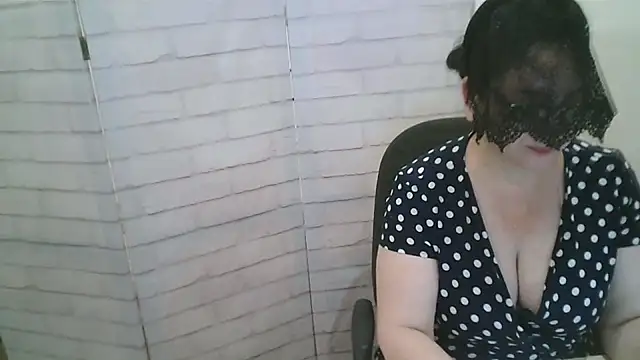 Snapshot of Helen_xi_ chatting on 09-12-25, 05:45 Helen xi  online show from 09-12-25, 05:45