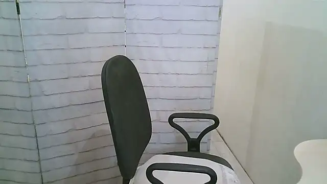 Helen xi  online show from 02-10-26, 05:12