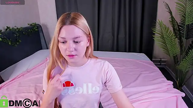 Sylvia Ortiz online show from 11-02-25, 01:10