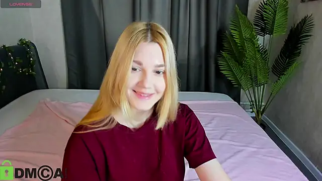 Sylvia Ortiz online show from 10-25-25, 09:08