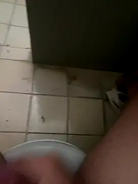 Novindapikgrossa online show from 12-17-25, 03:17