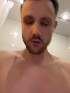 Snapshot of C8ETO4KA chatting on 09-12-25, 10:20 C8ETO4KA online show from 09-12-25, 10:20