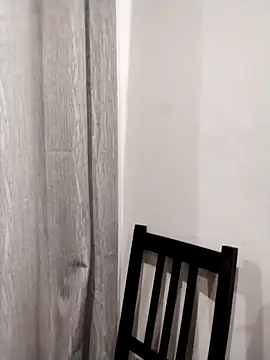 Snapshot of Tigresa23 chatting on 09-29-25, 08:14 Tigresa23 online show from 09-29-25, 08:14