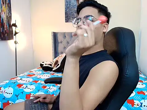 stewart mateo  online show from 12-04-25, 02:21