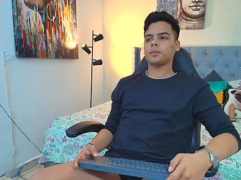 Snapshot of stewart_mateo_ chatting on 09-20-25, 03:00 stewart mateo  online show from 09-20-25, 03:00