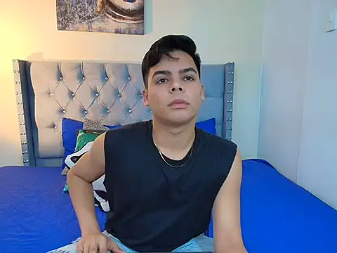 Snapshot of stewart_mateo_ chatting on 10-03-25, 01:53 stewart mateo  online show from 10-03-25, 01:53