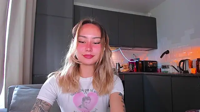 Snapshot of baobei03 chatting on 09-27-25, 07:25 baobei03 online show from 09-27-25, 07:25