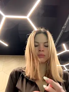 SMELLSEX online show from 10-29-25, 06:51