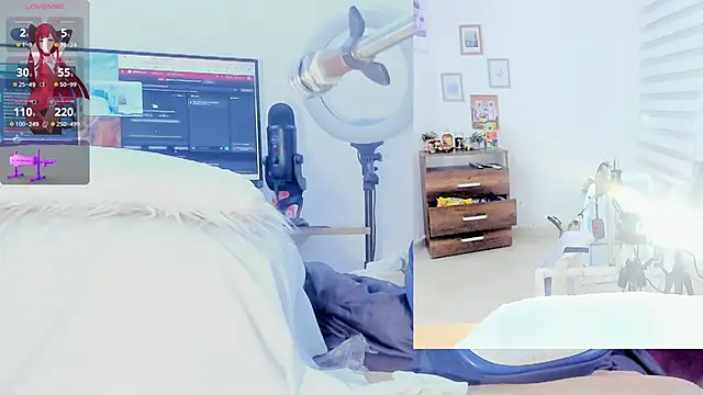 Rosy Emely online show from 10-28-25, 09:19