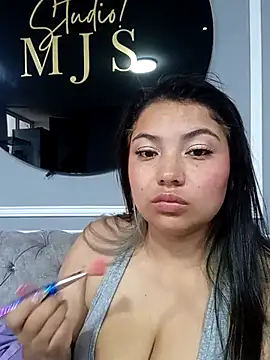 AbbieJoness   online show from 11-19-25, 11:54