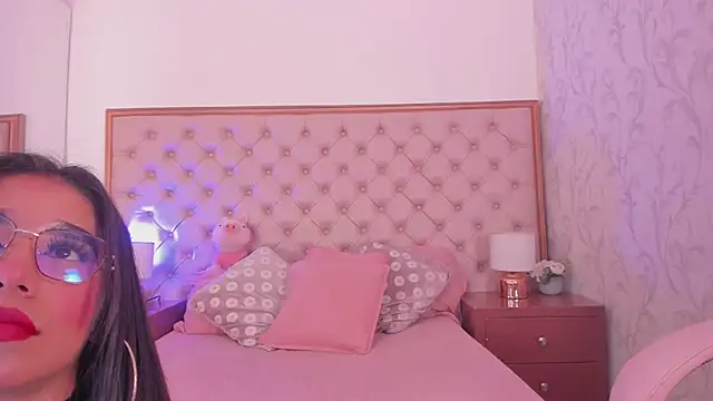 Snapshot of sweetabbey chatting on 10-29-25, 02:54 sweetabbey online show from 10-29-25, 02:54